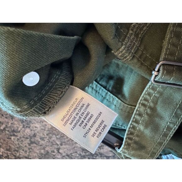 Tinseltown Green Denim Overalls Size M Casual One-Piece bib shorts - Picture 11 of 11